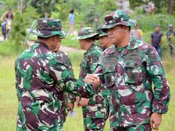 Komandan Korps Marinir Meninjau Latihan Triwulan I 2024 di Lereng Gunung Lawu