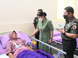Mayjen TNI Rafael Apresiasi Kerja Profesional Prajurit dan Tenaga Kesehatan di RS Soepraoen