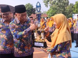 Kepala Kemenag Ponorogo Luncurkan Batik Khas Kota Budaya dan Kota Santri