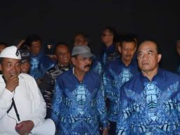 Alumni AAL ke 28 Gelar Tour Facility ke Tempat Wisata TNI Angkatan Laut Ujung Surabaya