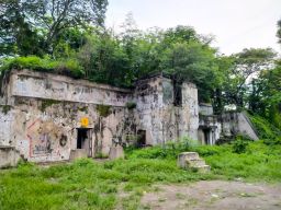 Jukir Benteng Kenjeran Tarik Biaya Foto Rp 150 Ribu untuk Satu Orang, Pengunjung Kecewa