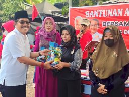 Budi Leksono (Buleks) Santuni Anak Yatim dan Lansia di Lamongan Dipo Surabaya