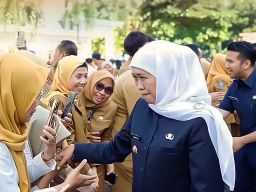 Hari Terakhir Bertugas, Gubernur Khofifah Minta Jajaran Pemprov Pertahankan Kinerja Terbaik