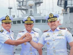 Nahkoda Baru KRI Ahmad Yani-351 Siap Menjaga Kedaulatan NKRI