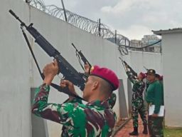 Prajurit Mako Kormar Gelar Latihan Tempur dan Penanggulangan Kebakaran