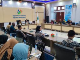 Inflasi di Papua Barat, Ali Baham Minta Tim Cermati Data TPID BPS