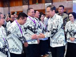 Kongres XXIII PGRI, Jokowi Minta Peran Aktif Guru Cari Solusi Bullying yang Kerap Terjadi