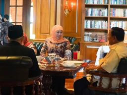 Bertemu Relawan Prabowo, Khofifah Bahas Visi Indonesia, Lokal, Nasional dan Global