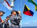 KRI Hasan Basri Gelar Latihan Bersama Kapal Perang Prancis FNS Vendemiaire di Selat Lombok