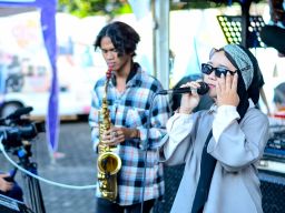 AWS Gelar Nge-JAMSOS Bareng Band Unik dan Berdonasi untuk Duafa di "Tiba-tiba Bazar"