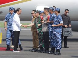 Mayjen TNI Rafael dan Forkopimda Jatim Menyambut Presiden dalam Kunker ke Madiun