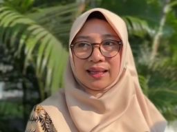 Ipuk Fiestiandani Berangkatkan Pawai Tarhib Ramadan dari Halaman Kantor Bupati