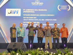 10 Tahun Berturut-turut Jamkrida Bali Perseroda Raih Top BUMD Awards Tahun 2024