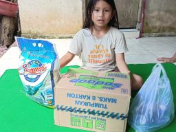 PT. SMS Menyebarkan Kebaikan kepada Kakak Beradik di Desa Banjar Telugtug Sibetan, Karangas