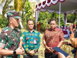 Pangdam IX Udayana Mendorong Sinergi dalam Panen Padi Organik di Desa Sidan