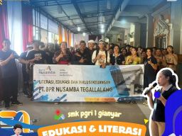 PT BPR Nusamba Tegalalang Membawa Inklusi dan Edukasi Keuangan ke SMK PGRI 1 Gianyar