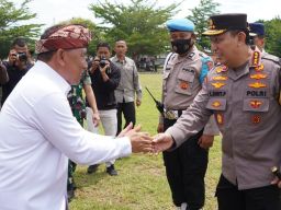 Cek Kesiapan Hadapi Arus Mudik, Bupati Tamba Dampingi Kapolri Tinjau Pelabuhan Gilimanuk