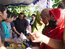 Pasar Murah Diskoperindag Diserbu Warga Loloan Barat Jembrana
