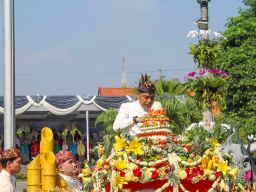 Resepsi Hari Jadi Kota Surabaya ke 731, Eri Cahyadi Sebut Surabaya Bukan Milik Segelintir Orang