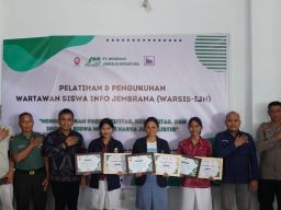 Wabup Ipat Ajak Wartawan Siswa Bagikan Informasi Positif di Kalangan Anak Muda