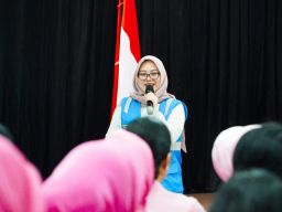 Srikandi PLN Jakarta Raya Mengajar, Mahasiswa LP3I Gali Lebih Dalam Peran Humas di Era Digita