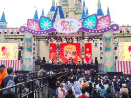 Paskita Hadirkan JKT48, Pesta Suka Cita dan Hiburan Seru di Atlantis Land Surabaya