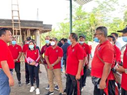 Perbekel Desa Bakbakan: Pendorong Utama Kesuksesan 'Gianyar Memilah' dalam Pengelolaan Sampah