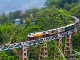 Libur Long Weekend, Ini 5 Destinasi Wisata Dekat Stasiun Kereta yang Perlu Dicoba