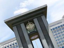 Dalam Kekacauan Ekonomi Global, Utang Luar Negeri Indonesia Turun 1,5%