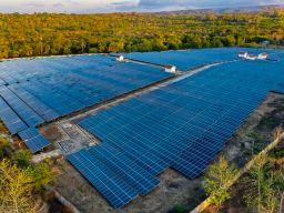 Risiko Geopolitik dan Teknologi Hijau dalam Membentuk Masa Depan Energi Global