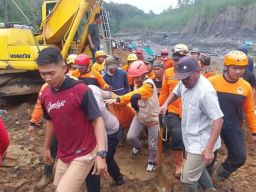 Korban Longsor Lumajang Kembali Ditemukan Tewas di Kedalaman 8 Meter