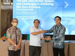 PLN UP2B Jawa Timur dan ITS Surabaya Upgrade Kompetensi Ketenagalistrikan dalam Power System Talk