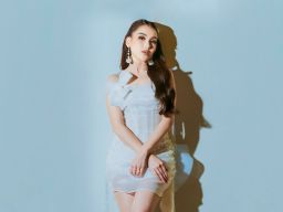 Ayu Ting Ting Lebih Memilih Bergaul dengan Teman Sekampung Ketimbang Artis, Ini Alasannya