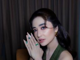 Dewi Perssik Pilih Tidak Lakukan Operasi Plastik Meski Ditawari Rp1 Miliar, Ini Alasannya