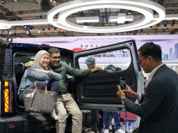 Akhir Pekan di GIIAS 2024, Jadi Destinasi Keluarga yang Menyaksikan Teknologi dan Inovasi Terbaru