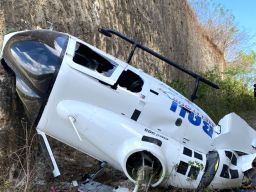 Helikopter Jatuh di Bali Akibat Layangan, Pelaku Masih Misterius