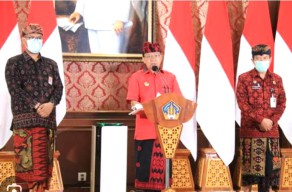 Penggunaan Busana Adat Bali, Salah Satu Tonggak Peradaban Penanda Bali Era Baru