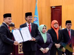 DPRD Kota Surabaya Setujui Raperda RPJPD, Eri Cahyadi Sebut BPJS Kewenangan Provinsi