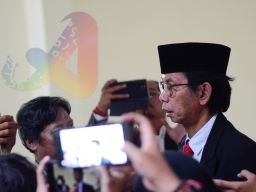 Akhir Masa Jabatan Anggota Dewan, Adi Sutarwijono Dorong DPRD Kota Surabaya Maksimal dalam Kinerja