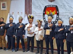 Berkas Pendaftaran Pasangan UTAYOH Lengkap, Minta SANTUN untuk Bertarung Secara Sehat