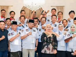 Khofifah Indar Parawansa dan FK-1 Imbau Warga Jatim Nyoblos di Pilgub 2024