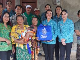 Program Berkunjung dan Berbagi, kolaborasi Provinsi dan Kabupaten Jembrana Tangani Stunting