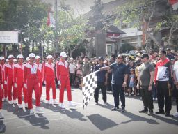 Lomba Gerak Jalan Kreasi Semarakkan Hut RI ke 79 dan HUT Kota Negara ke - 129