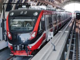 Penumpang KRL, KA Lokal dan LRT Melonjak, KAI Sebut Karena Kenyamanan Fasilitas