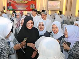 Bupati Ipuk Fiestiandani Puji Inovasi "Barak Pitu" IBI Banyuwangi untuk Cegah Stunting