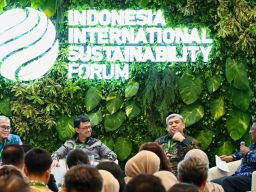 Berkolaborasi dengan Utomo Charge dan ACME Corporation, PLN Kembangkan Infrastruktur EV di Indonesia