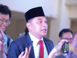 Menghadapi Kotak Kosong, Harus Membuktikan Seberapa Kuat Eri Cahyadi di Mata Warga Surabaya