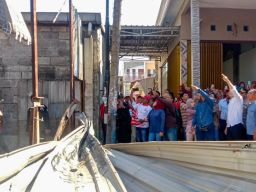 Eri Cahyadi Buka Kembali Jalan Penghubung Bulak Banteng danTambak Wedi yang Ditutup Sejak 2018