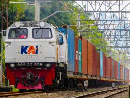Perkuat Integrasi Transportasi Nasional, KAI Group Layani 299 Juta Penumpang pada 2024