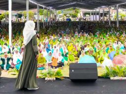 Khofifah Indar Parawansa Resmikan Graha Muslimat NU Blitar, Minta Doa Restu untuk Pilgub Jatim